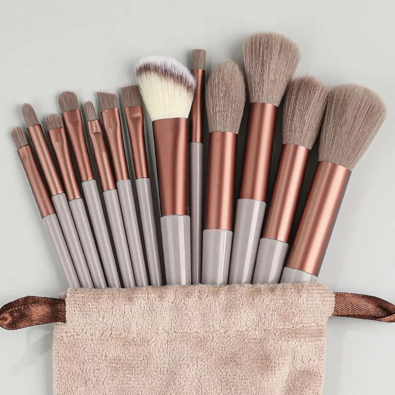 Professional 13Pcs Makeup Brushes Set EyeShadow Highlighter Concealer Brush Blush Loose Powder Brush Blending Beauty Tools